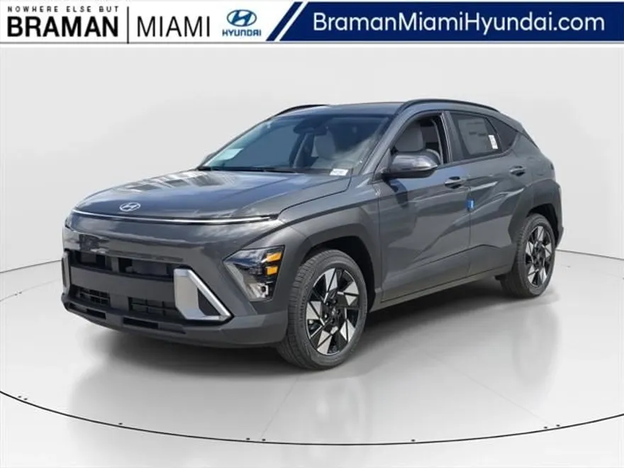 2025 Hyundai Kona SEL photo 1