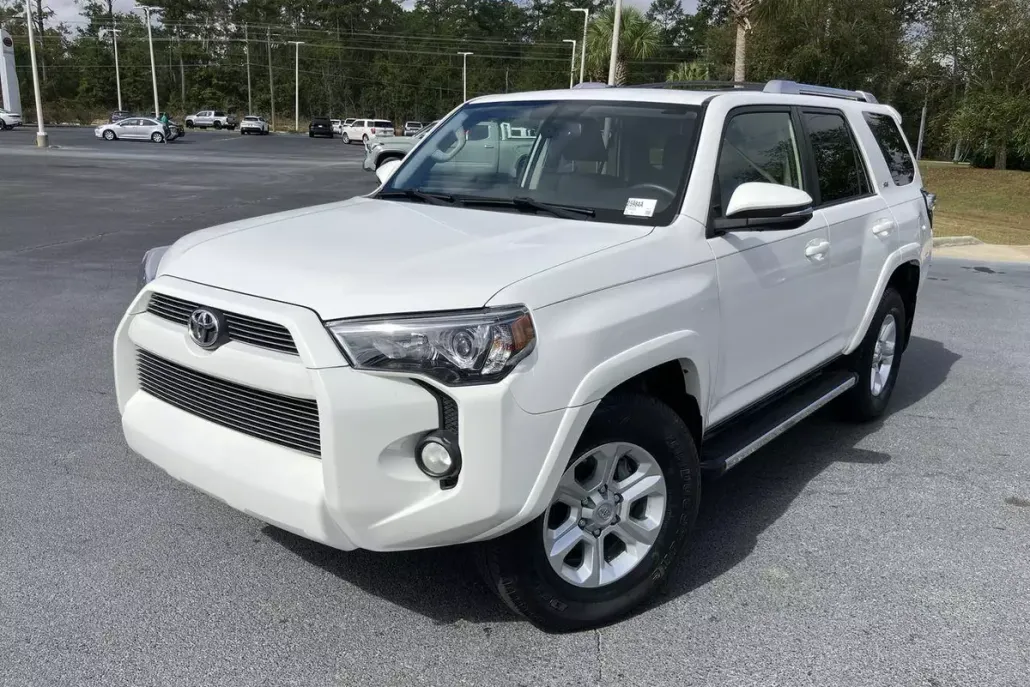 2015 Toyota 4Runner SR5 Premium photo 1