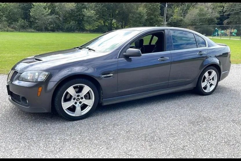 2008 Pontiac G8 GT photo 1