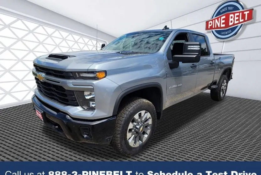 2025 Chevrolet Silverado 2500HD Custom photo 1