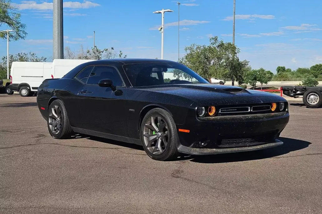 2019 Dodge Challenger R/T photo 1