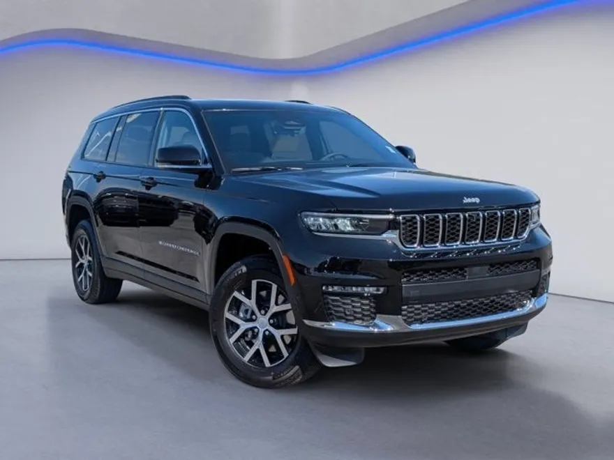 2025 Jeep Grand Cherokee Limited photo 1