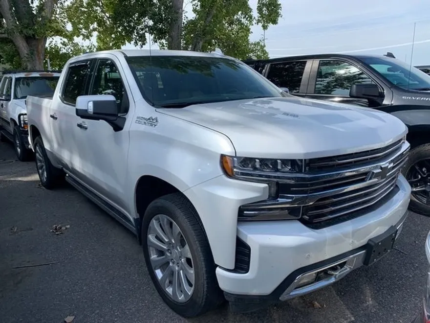 2022 Chevrolet Silverado 1500 High Country photo 1