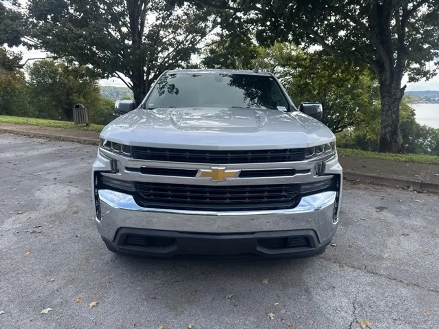 2019 Chevrolet Silverado 1500 LT photo 1
