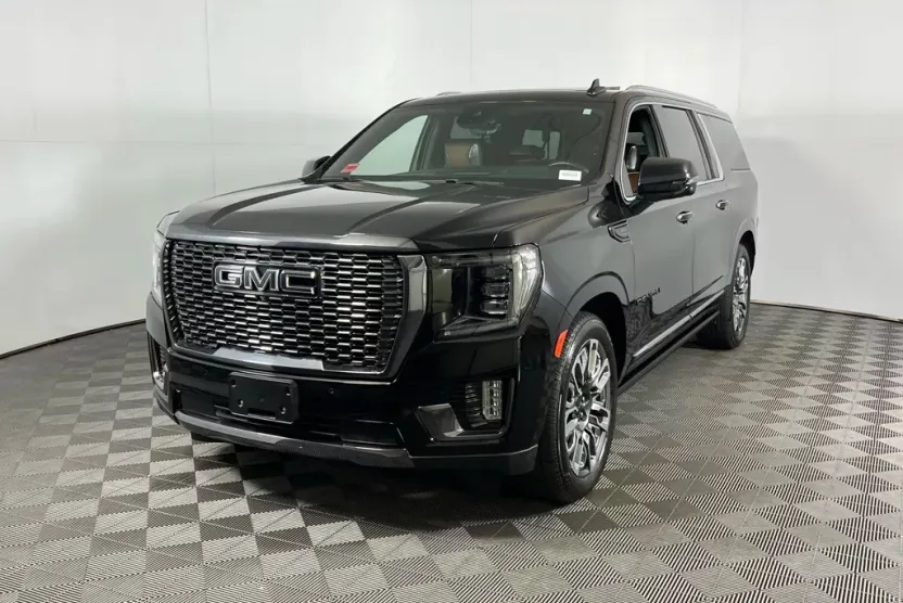 2024 Gmc Yukon XL Denali Ultimate photo 1
