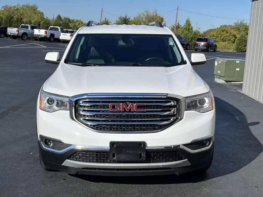 2019 Gmc Acadia SLT photo 1