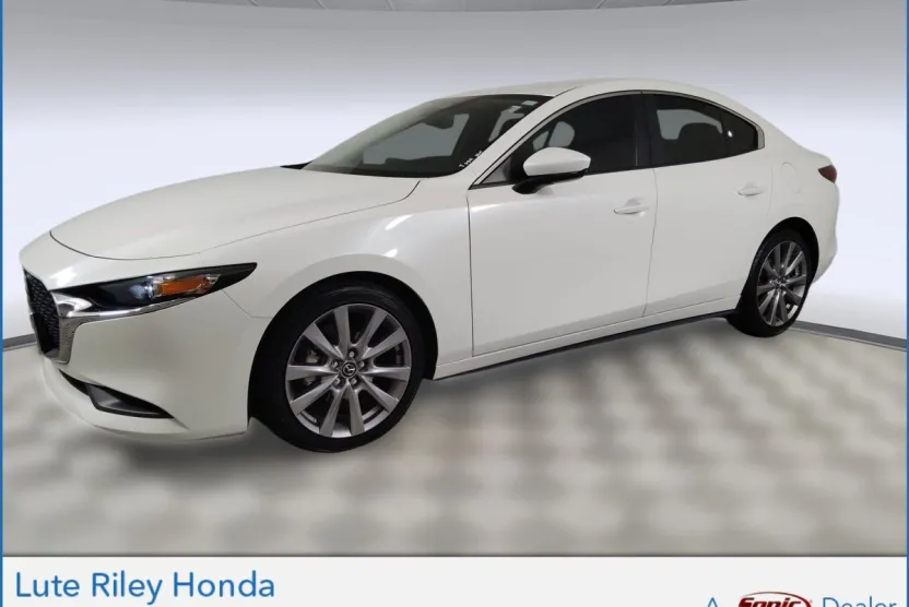 2022 Mazda Mazda3 Select photo 1