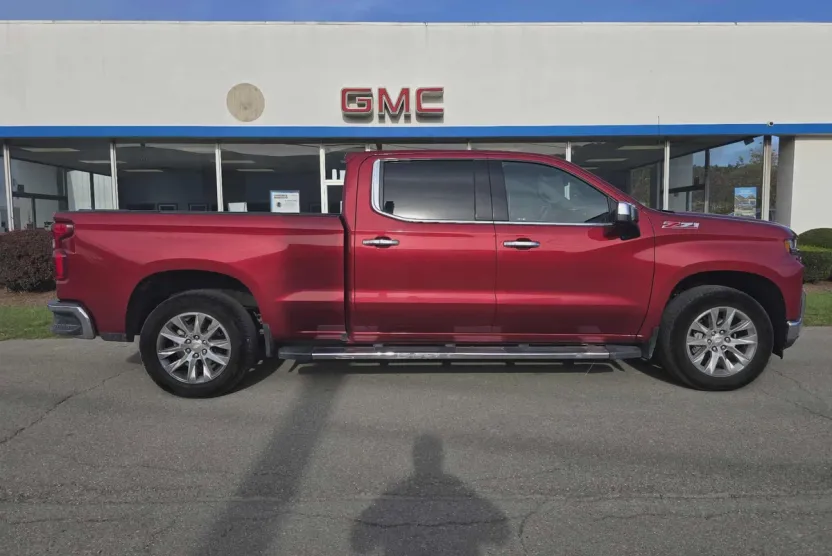 2019 Chevrolet Silverado 1500 LTZ photo 1