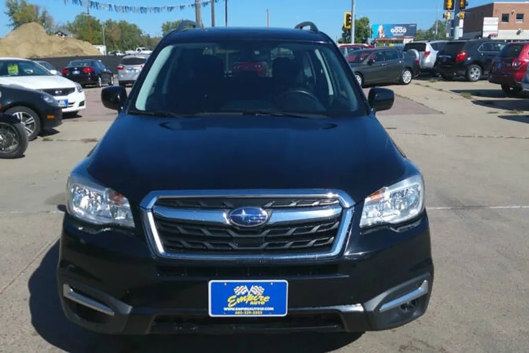 2018 Subaru Forester 2.5i Premium photo 1