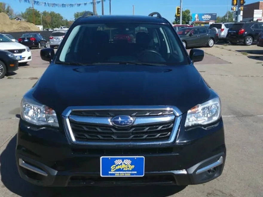 2018 Subaru Forester 2.5i Premium photo 1