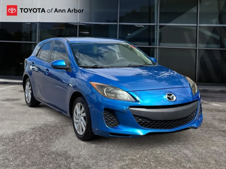 2012 Mazda Mazda3 Touring photo 1