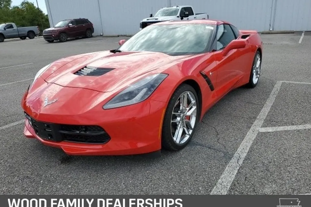 2017 Chevrolet Corvette Stingray 2LT photo 1