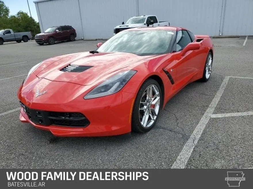 2017 Chevrolet Corvette Stingray 2LT photo 1