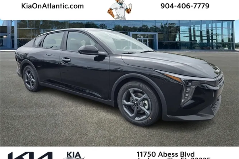 2025 Kia K4 LXS photo 1