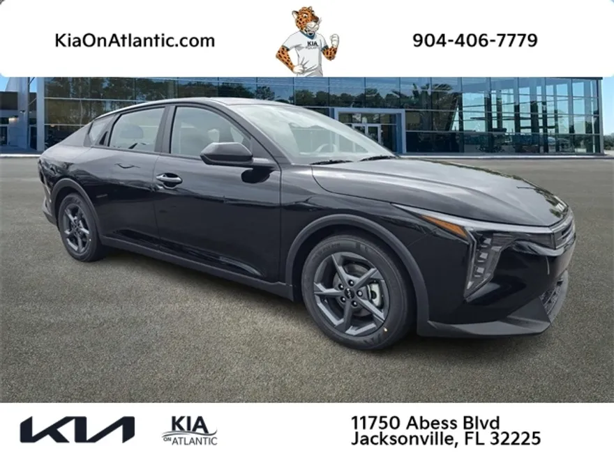 2025 Kia K4 LXS photo 1
