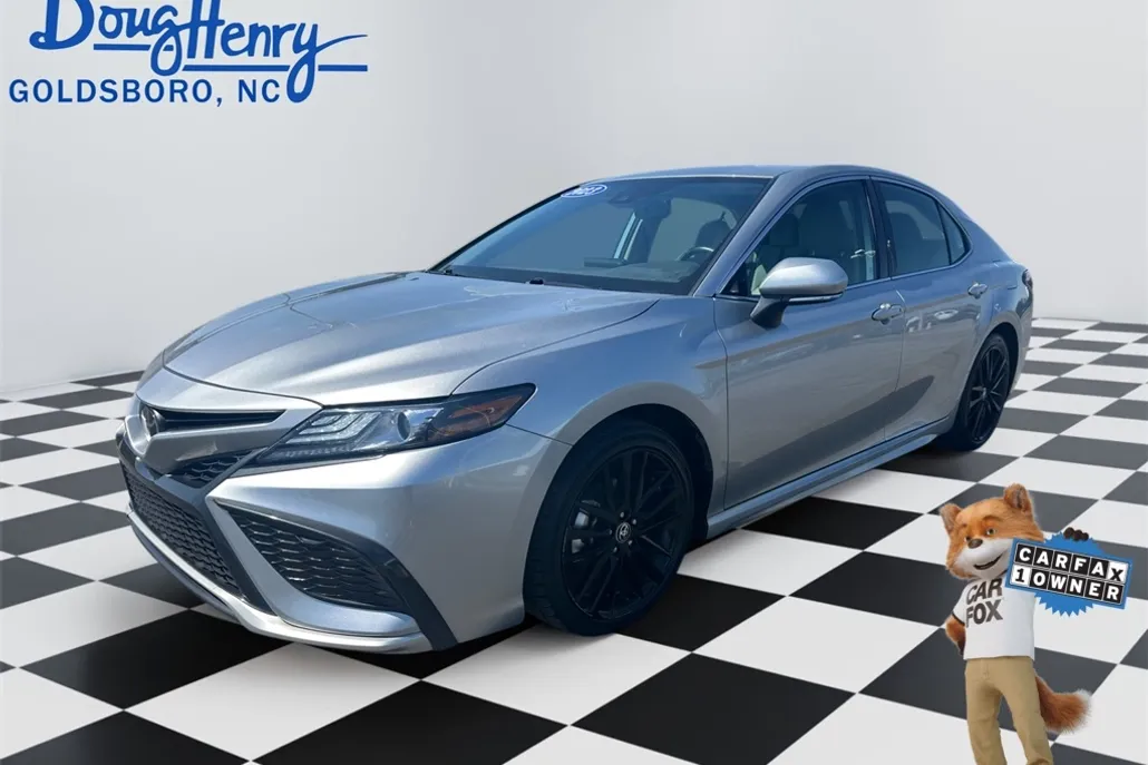 2023 Toyota Camry XSE photo 1