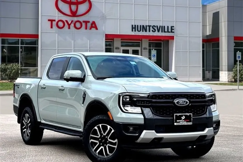 2024 Ford Ranger Lariat photo 1