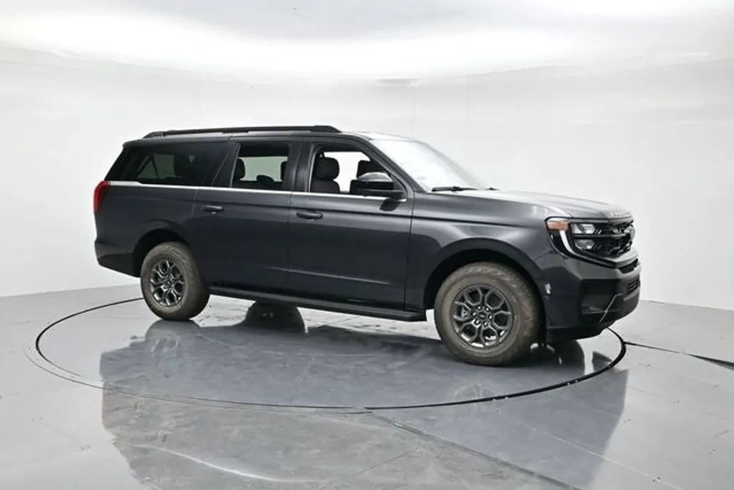 2025 Ford Expedition MAX photo 1