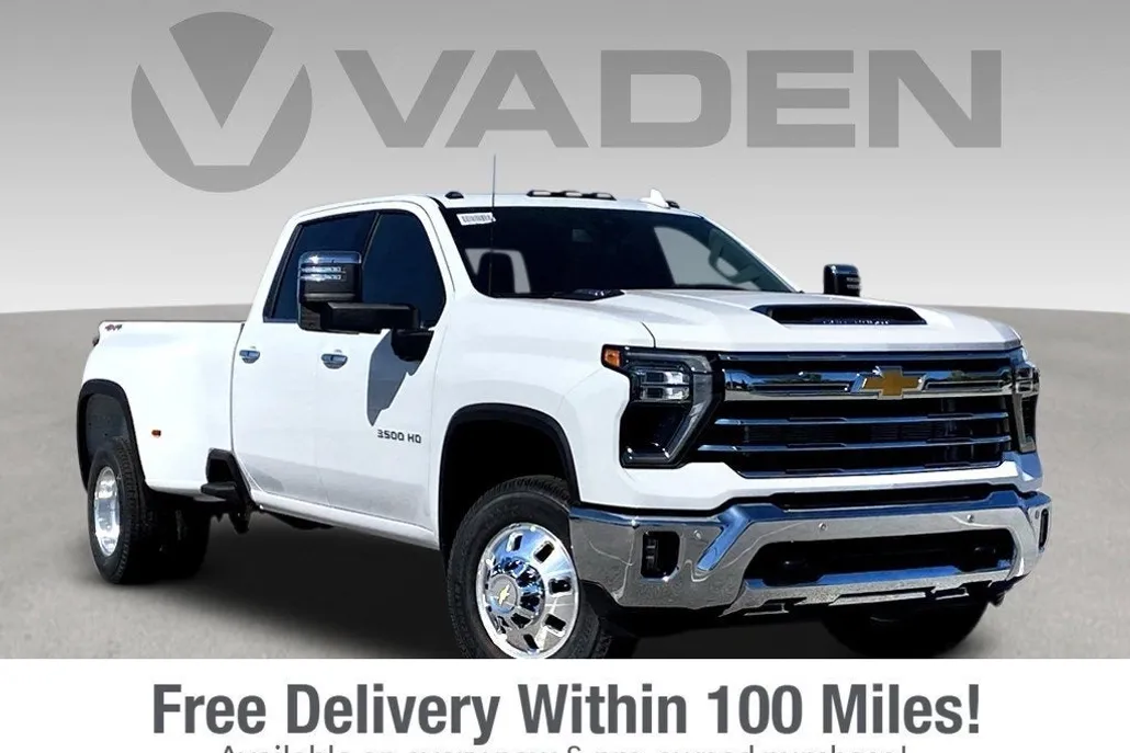 2025 Chevrolet Silverado 3500HD LTZ photo 1