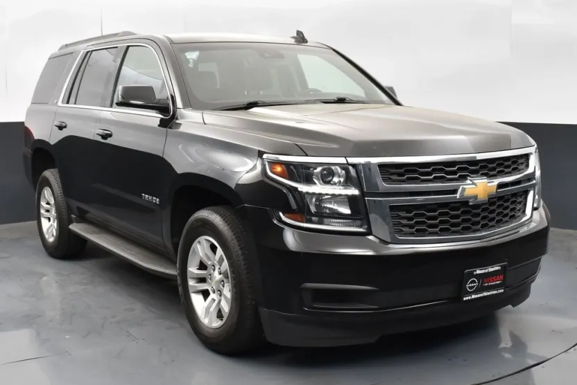 2018 Chevrolet Tahoe LT photo 1
