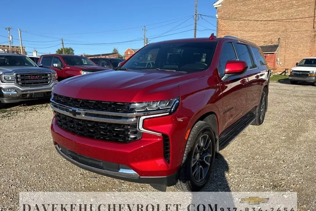 2021 Chevrolet Suburban LS photo 1