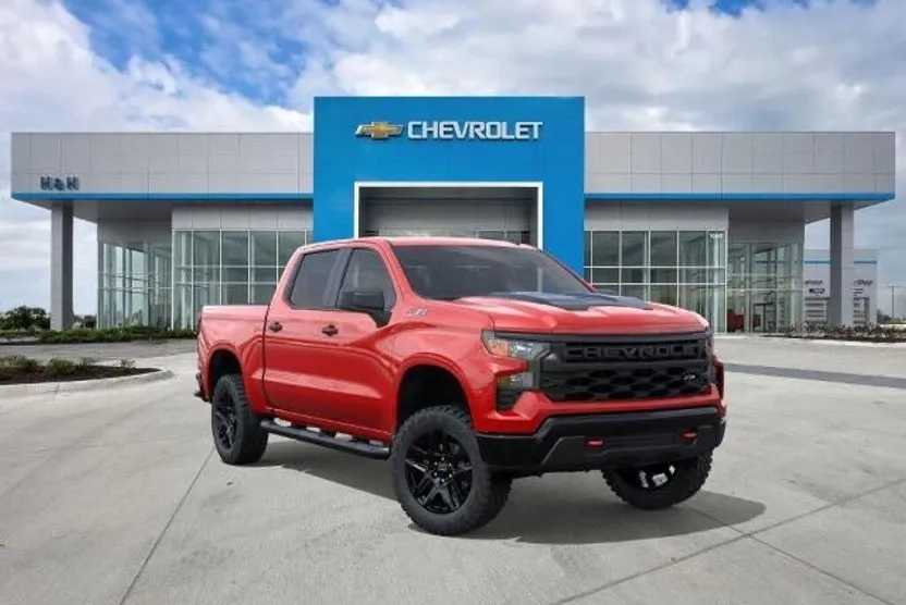 2026 Chevrolet Silverado 1500 Custom Trail Boss photo 1