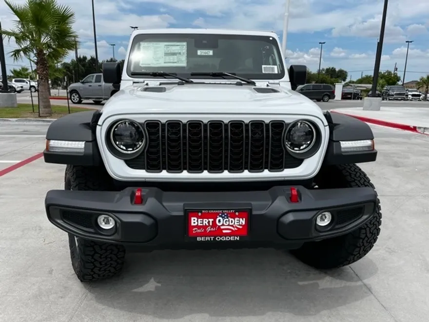 2025 Jeep Wrangler Rubicon photo 1