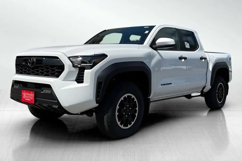 2025 Toyota Tacoma TRD Off-Road Double Cab photo 1