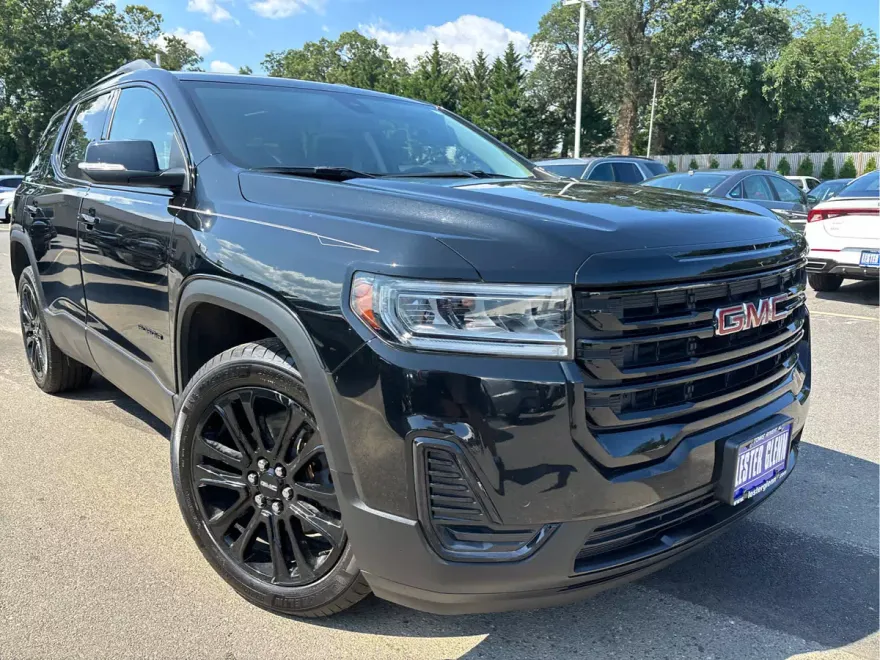 2023 Gmc Acadia SLE photo 1