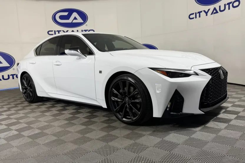 2024 Lexus IS 350 F SPORT photo 1