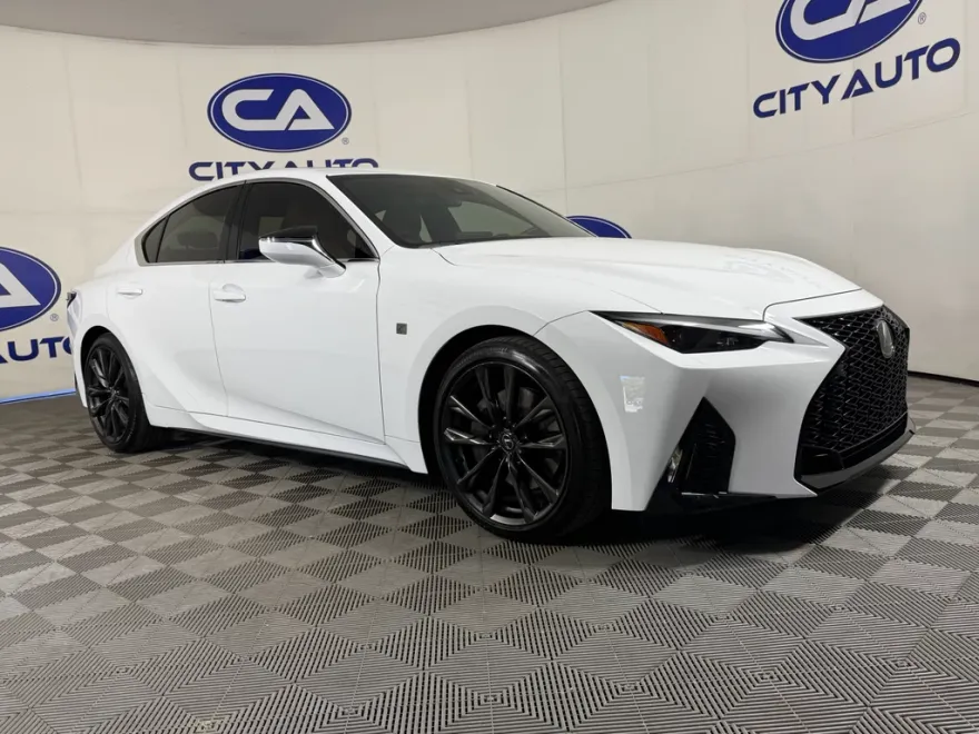 2024 Lexus IS 350 F SPORT photo 1
