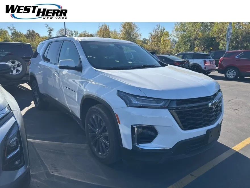 2022 Chevrolet Traverse RS photo 1