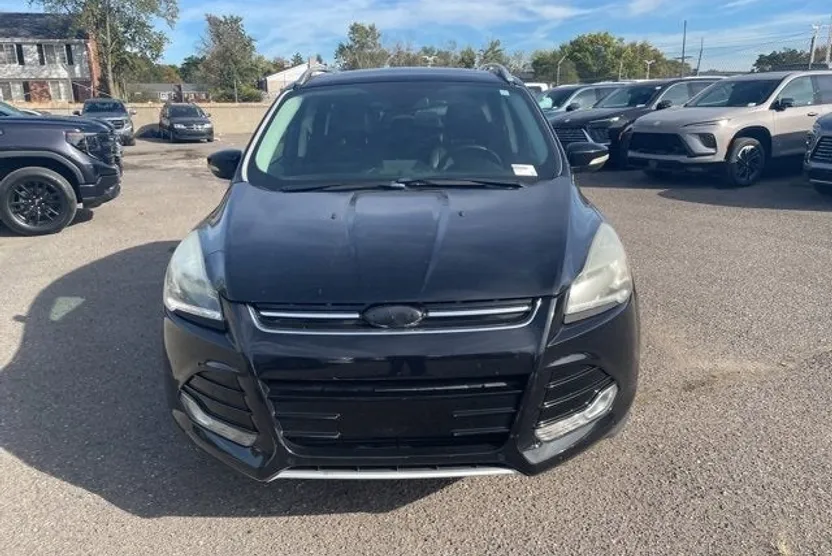2016 Ford Escape Titanium photo 1