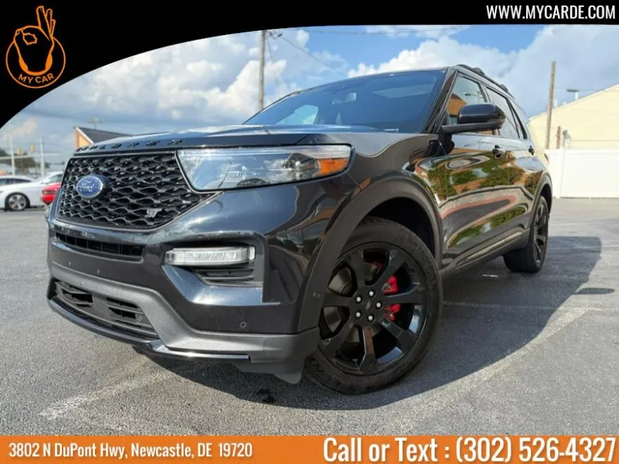 2021 Ford Explorer ST photo 1