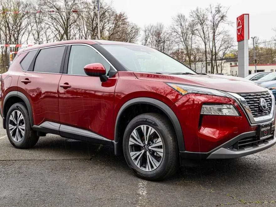 2023 Nissan Rogue SV photo 1
