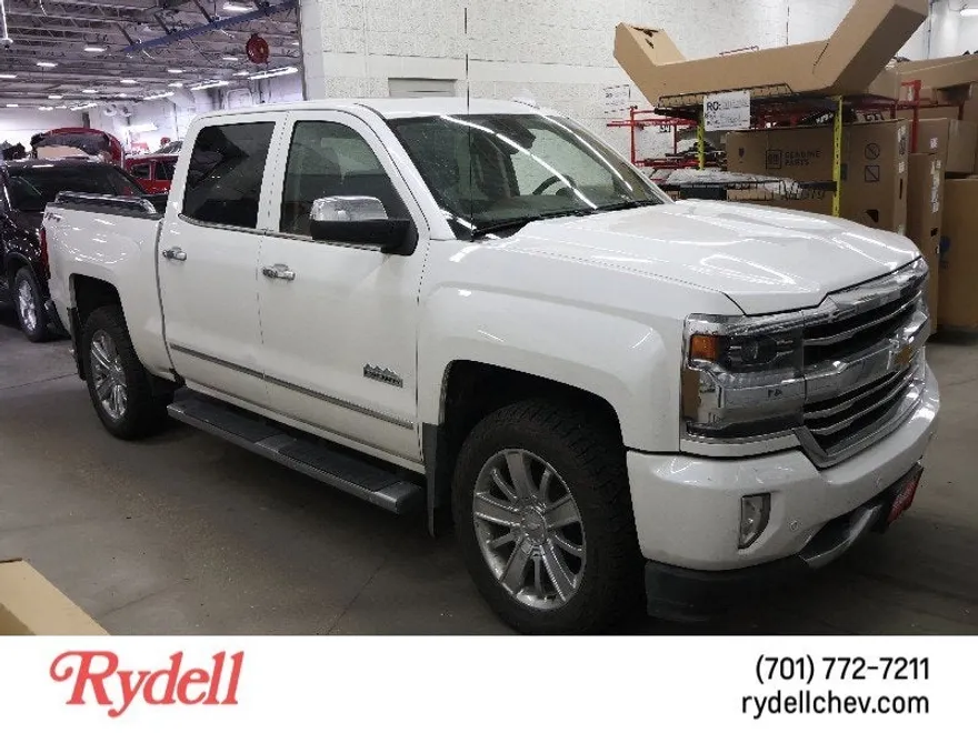 2017 Chevrolet Silverado 1500 High Country photo 1