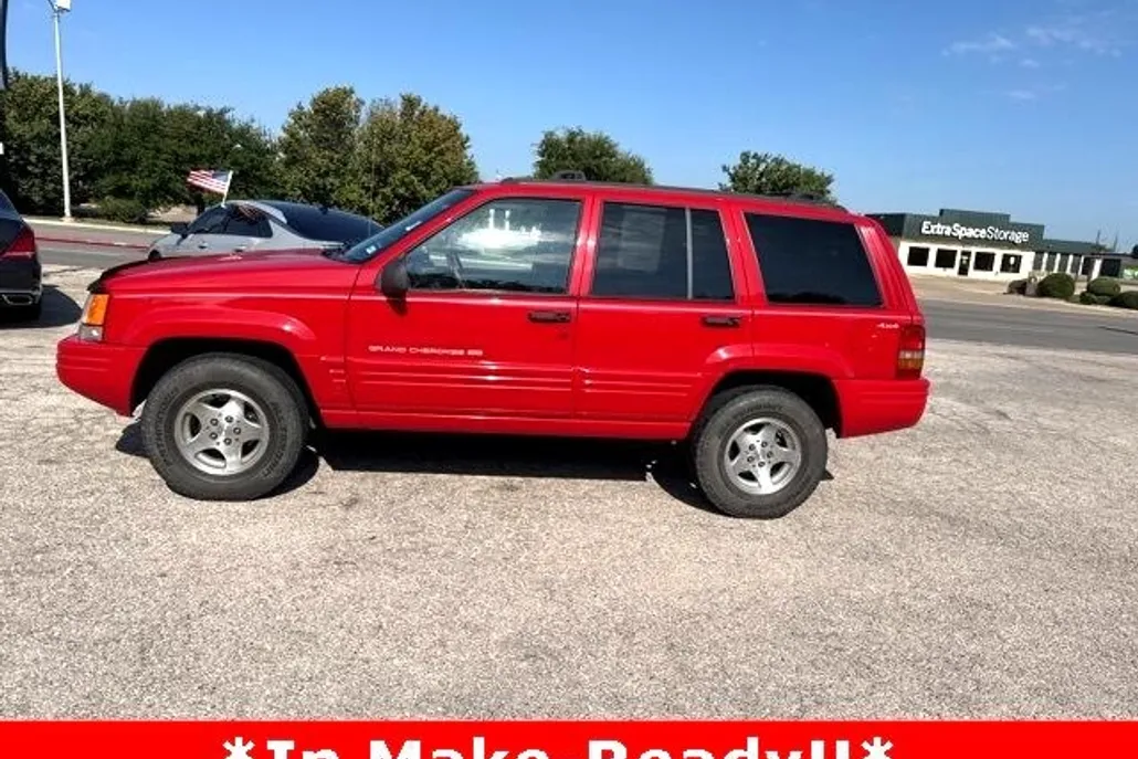 1998 Jeep Grand Cherokee Laredo photo 1