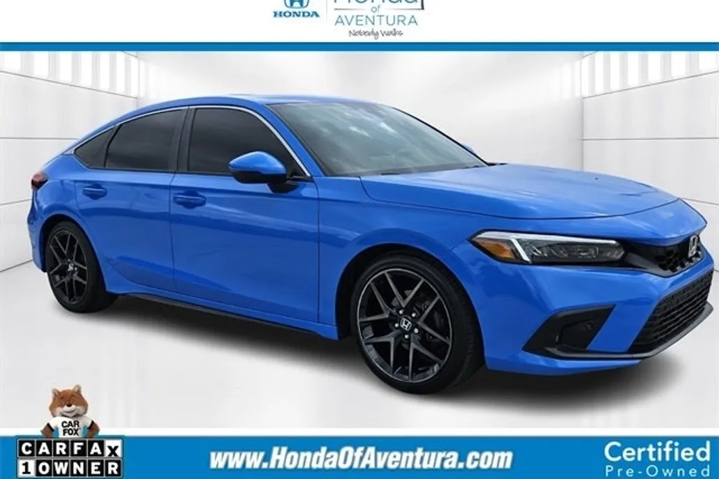 2022 Honda Civic Sport Touring photo 1