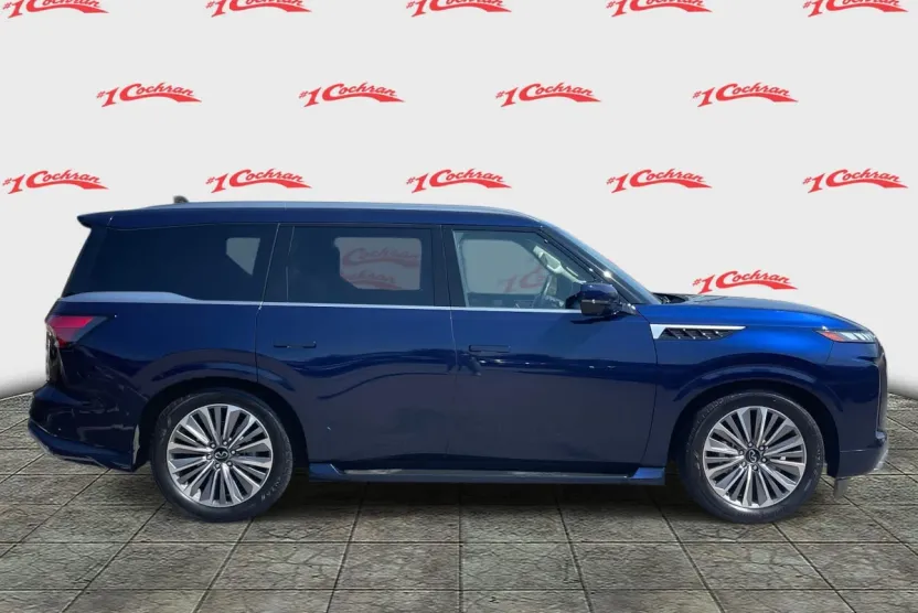 2025 Infiniti QX80 Luxe photo 1