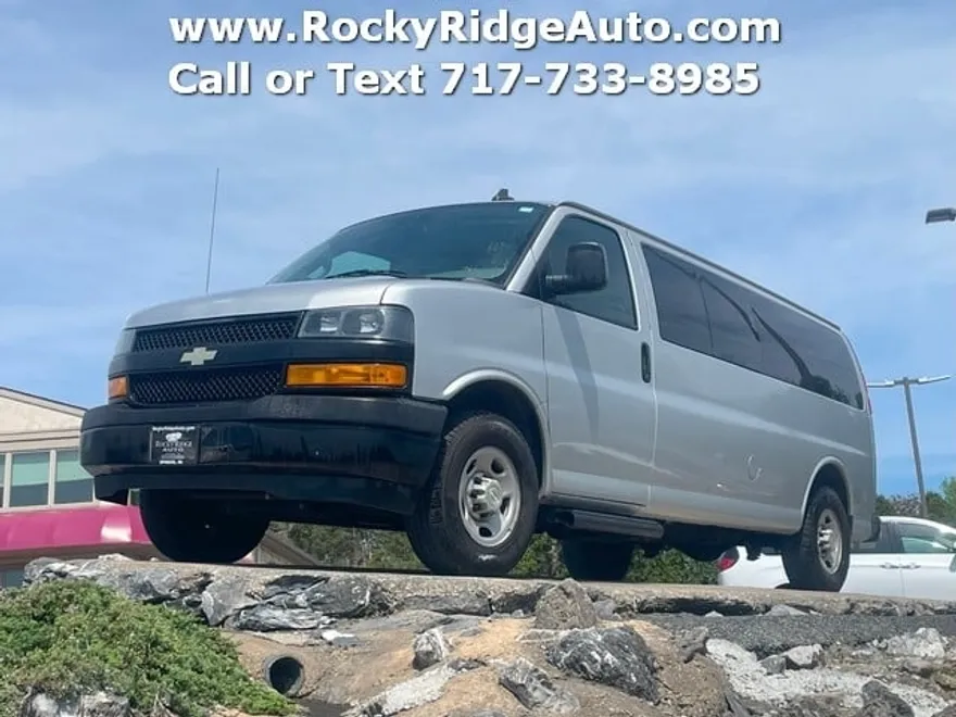 2020 Chevrolet Express LS Passenger photo 1