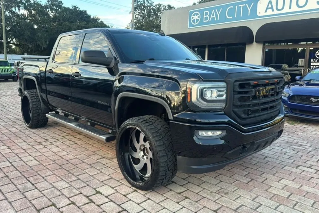2016 Gmc Sierra Denali photo 1