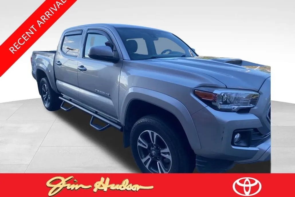 2019 Toyota Tacoma TRD Sport V6 photo 1