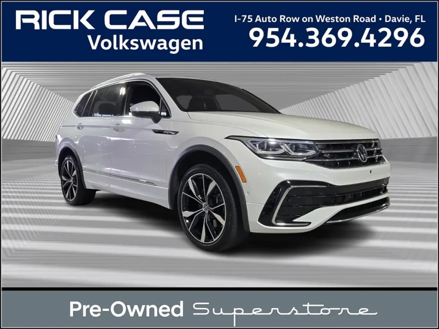 2022 Volkswagen Tiguan SEL Premium R-Line photo 1