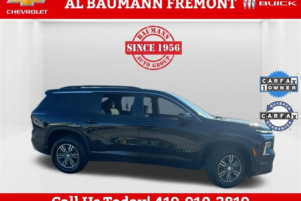 2025 Chevrolet Traverse photo 1