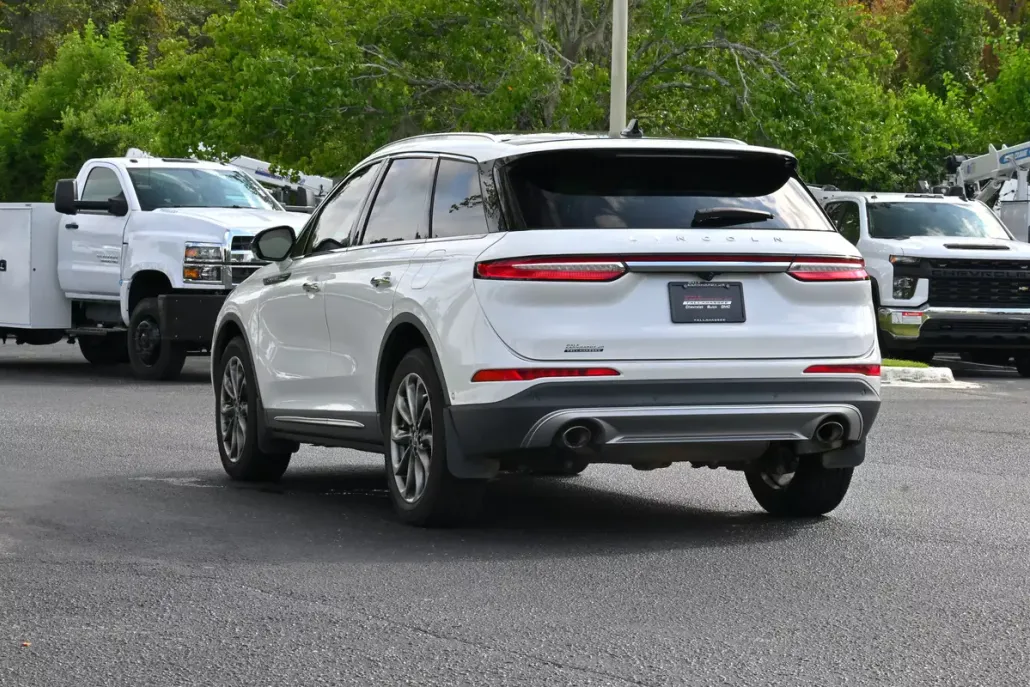 2021 Lincoln Corsair Standard photo 1