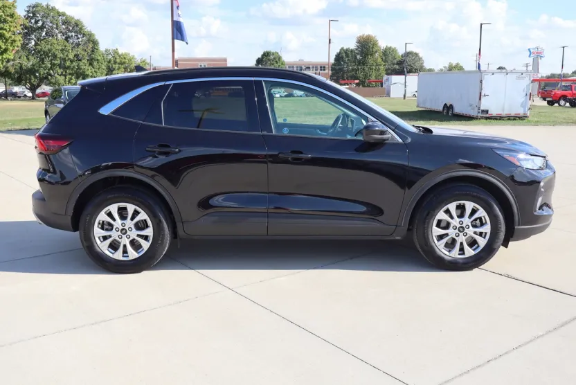 2023 Ford Escape Active photo 1