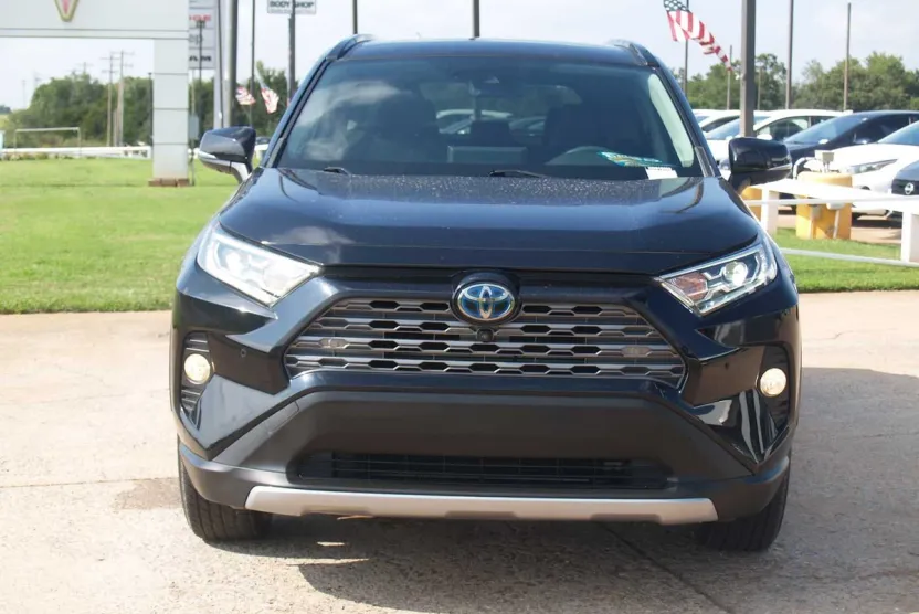 2019 Toyota RAV4 Hybrid Limited photo 1