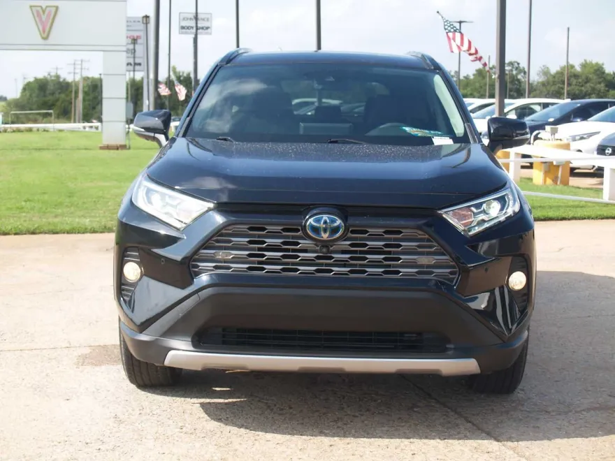 2019 Toyota RAV4 Hybrid Limited photo 1