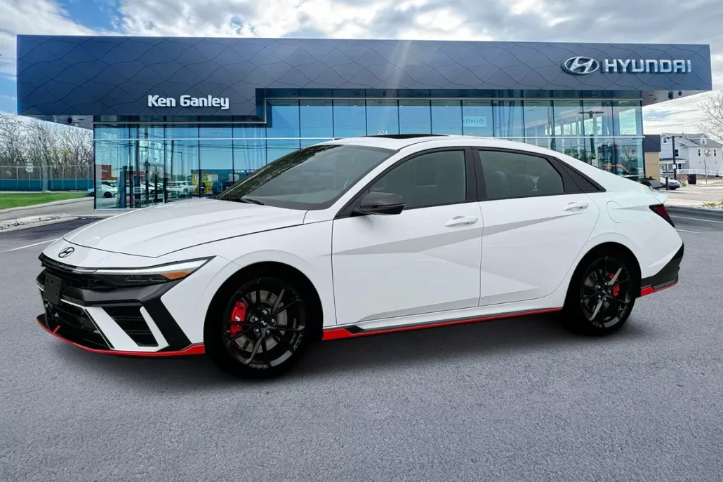 2025 Hyundai Elantra N photo 1