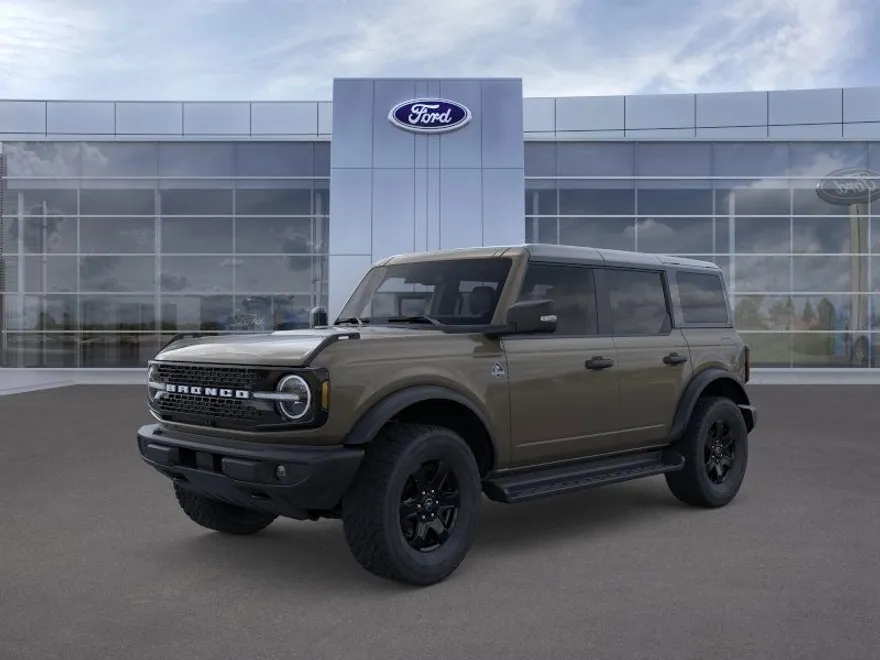 2025 Ford Bronco Outer Banks photo 1
